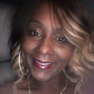 Meet your Posher, Mis